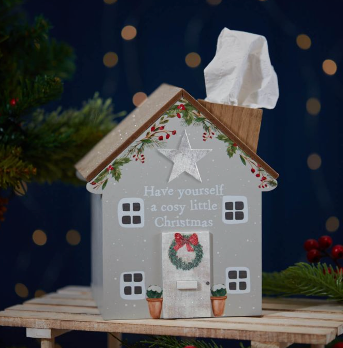 Xmas Cosy House tissue box Grey/Green wreath