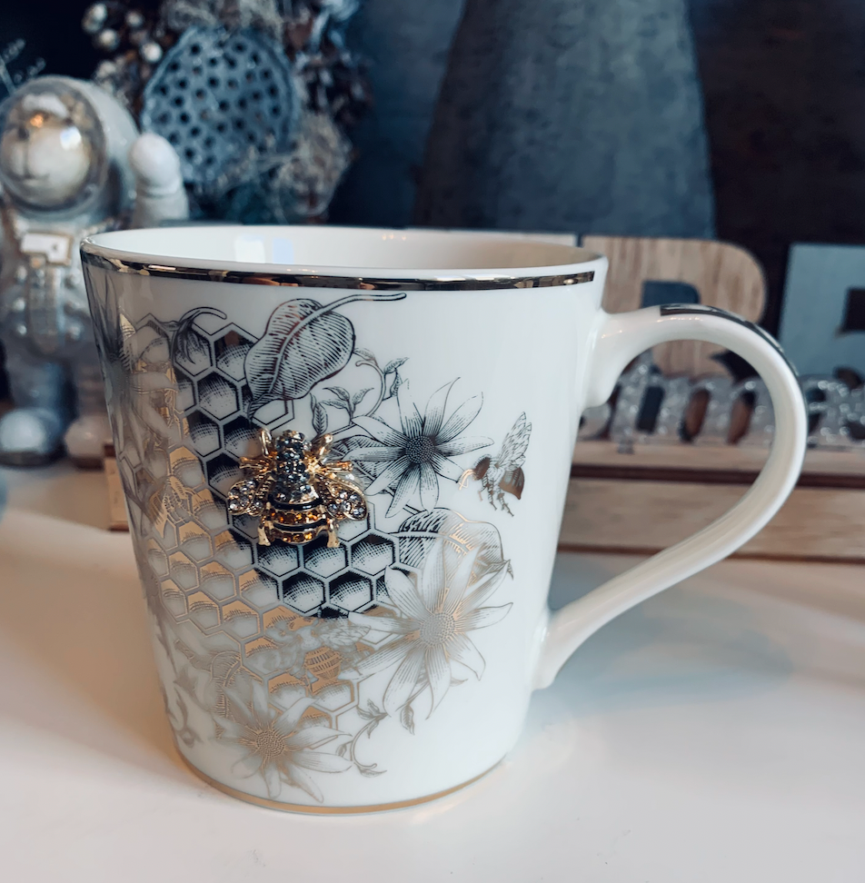 GOLD BEE HIVE MUG