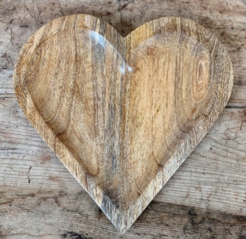 WOODEN HEART PLATE - Large