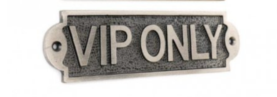 VIP PLAQUES - available in two colours