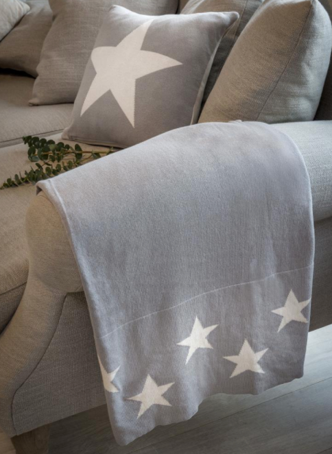 Two way Dove Knitted Star Throw