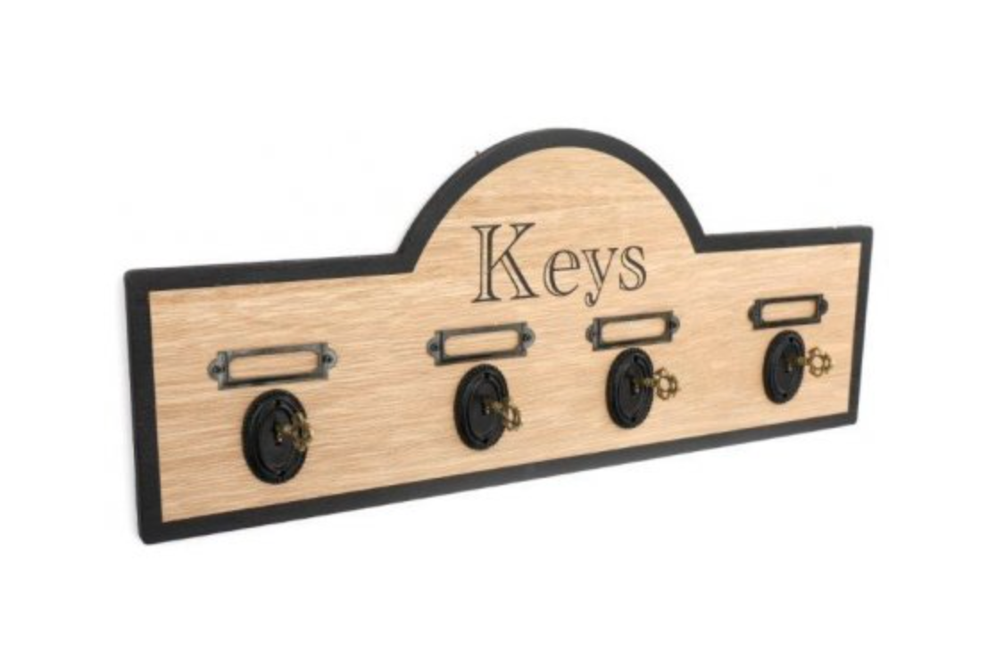 WOODEN KEY HOOK PLAQUE