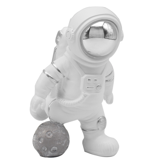 Astronaut statue - Football