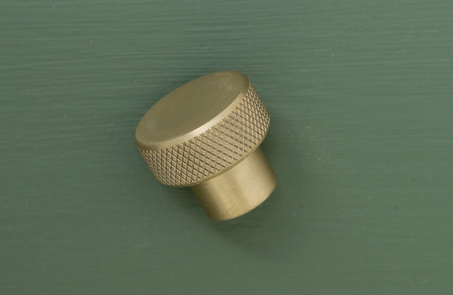 Solid Brass Knurled Pull Handles & Knobs - Satin Brass