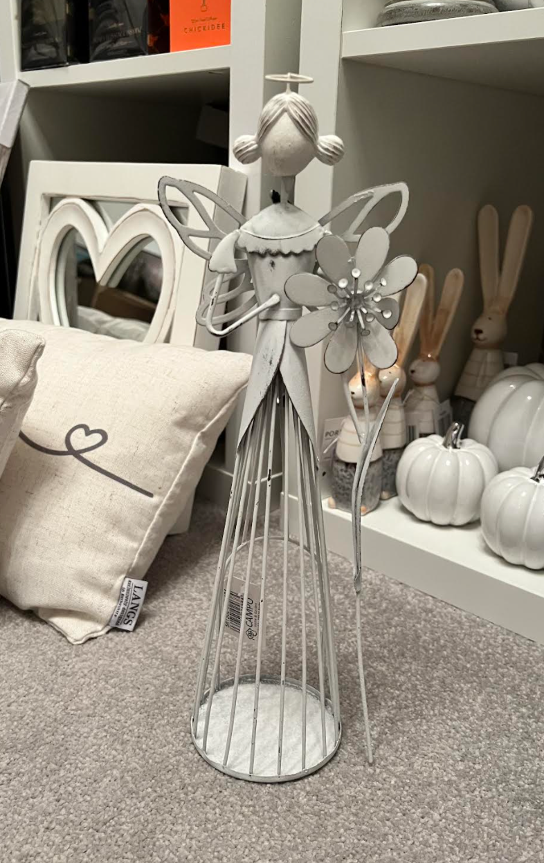 WHITE IRON ANGEL TEA LIGHT HOLDER