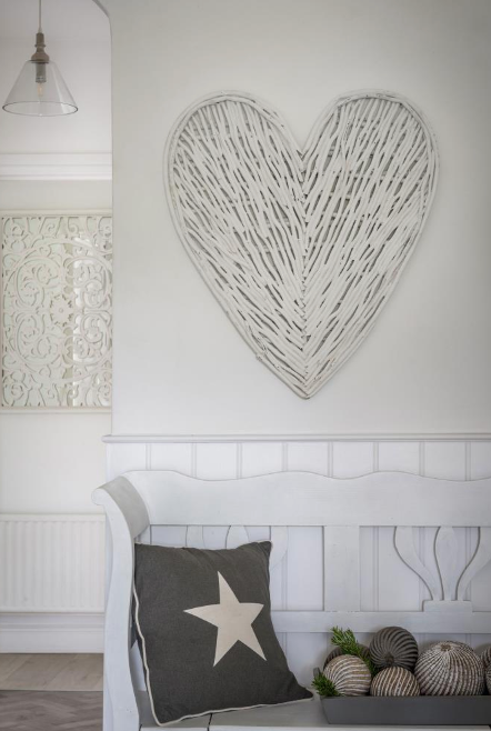 Large Wicker Heart WHITE